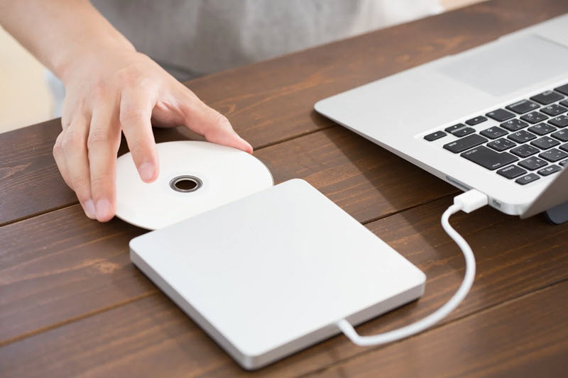 ディスクをセットする